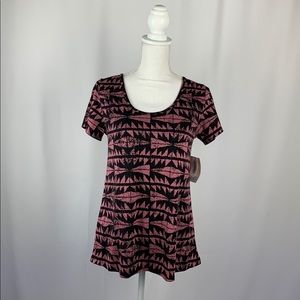 NWT LuLaRoe Geometric Pink Pattern Classic T XS
